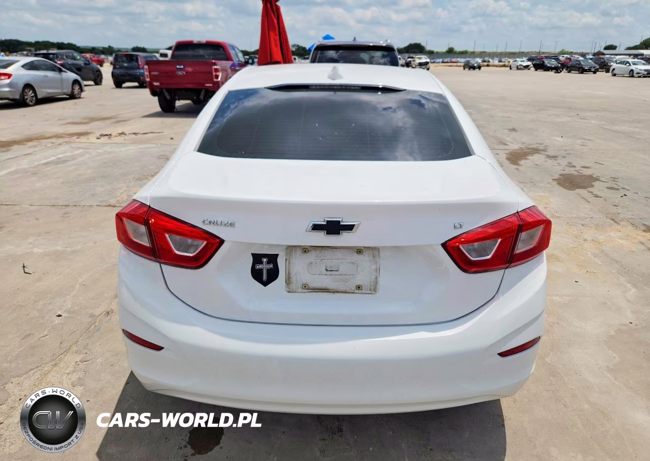 2018 Chevrolet Cruze Lt VIN:1G1BE5SM6J7163454 - 6