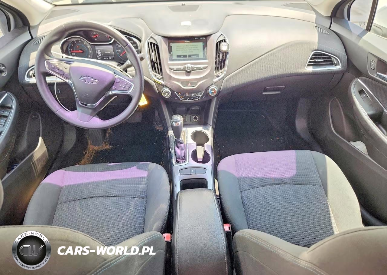 2018 Chevrolet Cruze Lt VIN:1G1BE5SM6J7163454 - 8