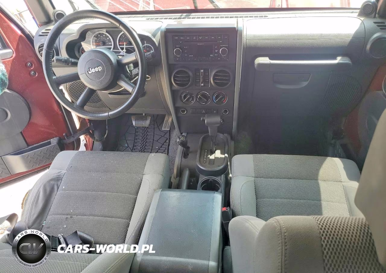 2007 Jeep Wrangler Sahara VIN:1J4GA59157L113188 - 8