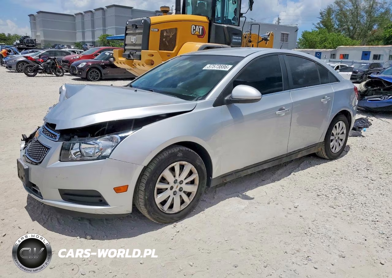 2011 Chevrolet Cruze Lt – zdjęcie 1 z 12