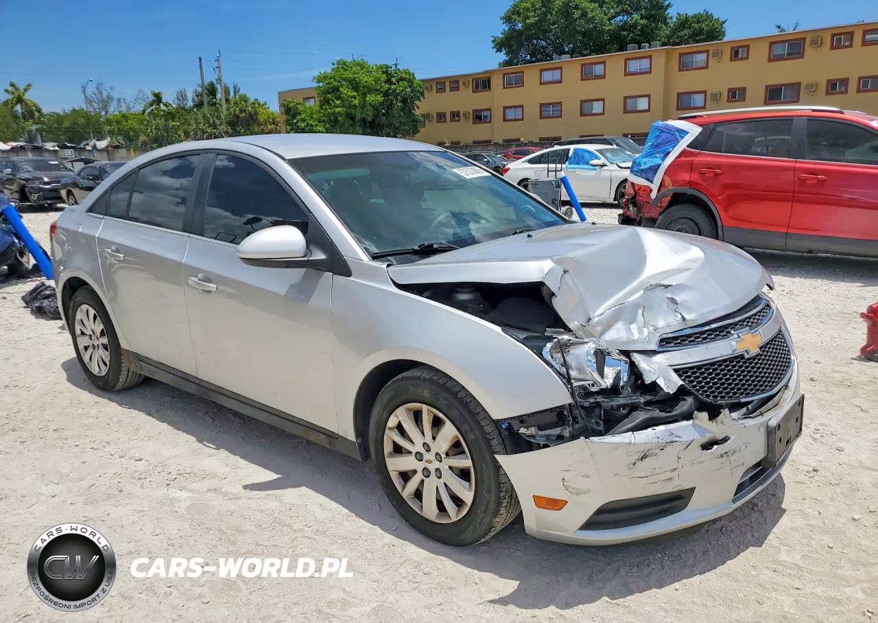 2011 Chevrolet Cruze Lt VIN:1G1PF5S96B7112651 - 4