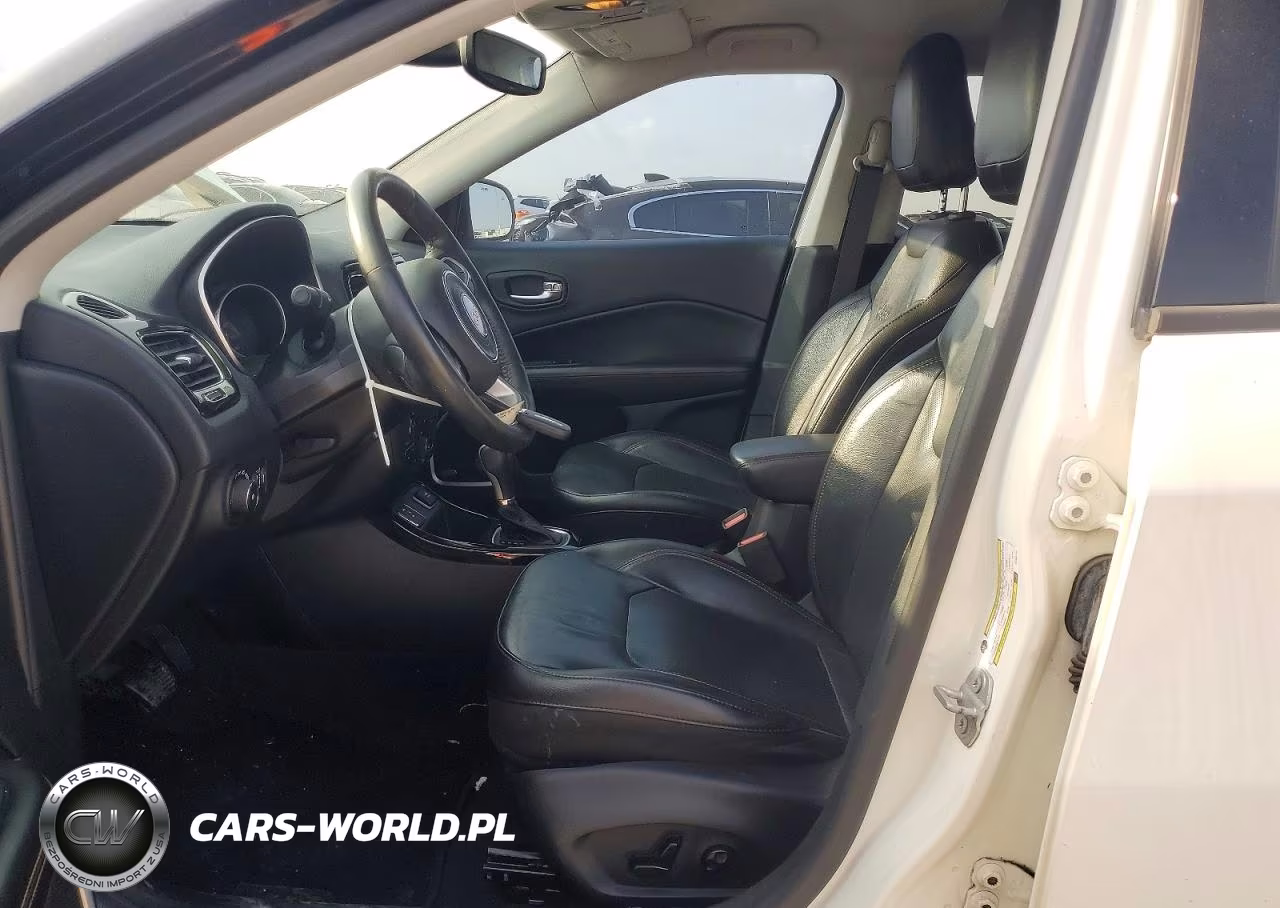 2018 Jeep Compass Limited VIN:3C4NJCCB4JT259712 - 7