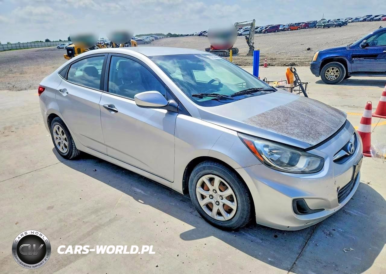 2012 Hyundai Accent Gls VIN:KMHCT4AE5CU082631 - 4