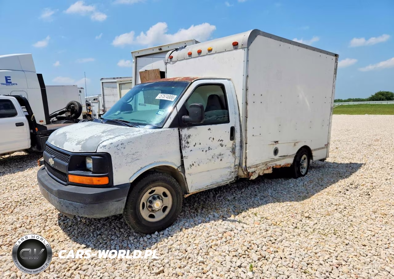 2004 Chevrolet Express G3500 Unknown