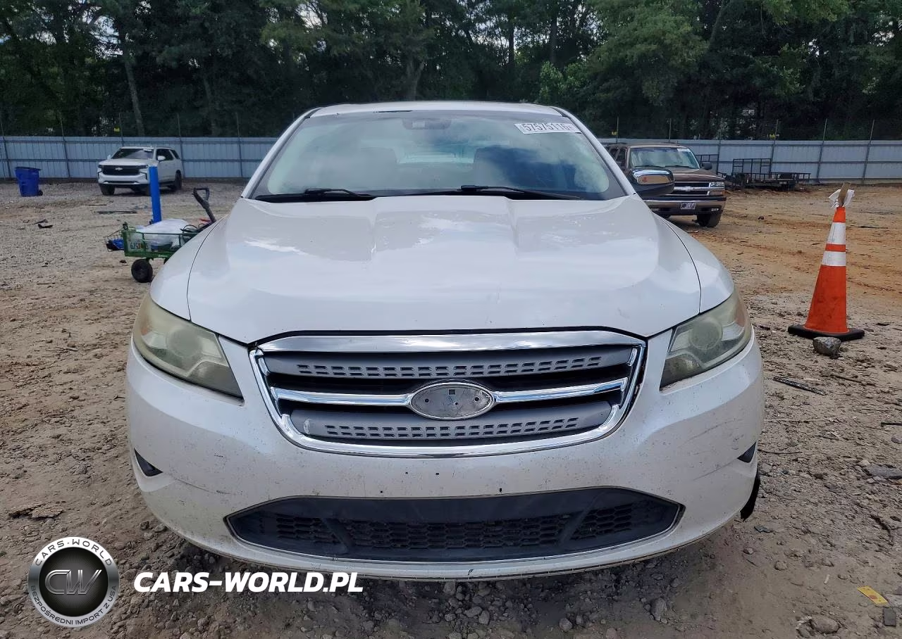 2010 Ford Taurus Limited VIN:1FAHP2FW1AG157962 - 5