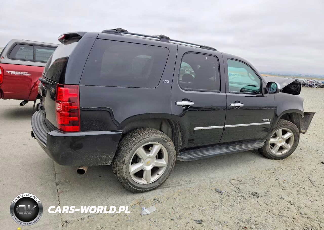 2014 Chevrolet Tahoe K1500 Ltz VIN:1GNSKCE03ER204976 - 3