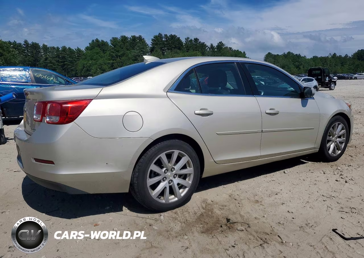 2015 Chevrolet Malibu 2Lt VIN:1G11D5SL6FF267235 - 3