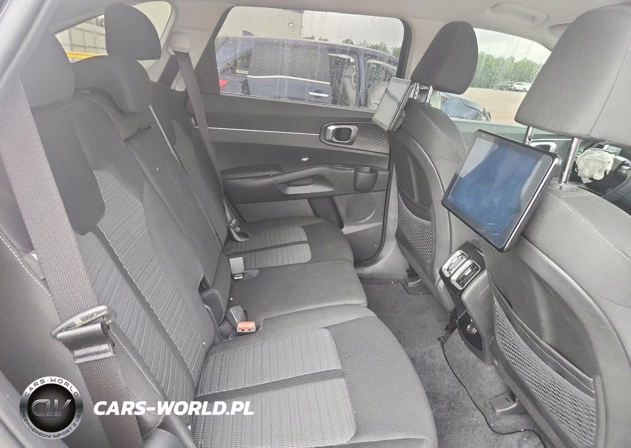 2026 Kia Sorento Lx VIN:5XYRG4JC0TG449339 - 11