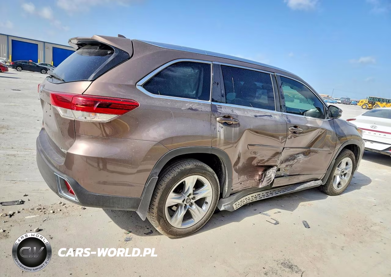 2018 Toyota Highlander Limited VIN:5TDYZRFH4JS259731 - 3