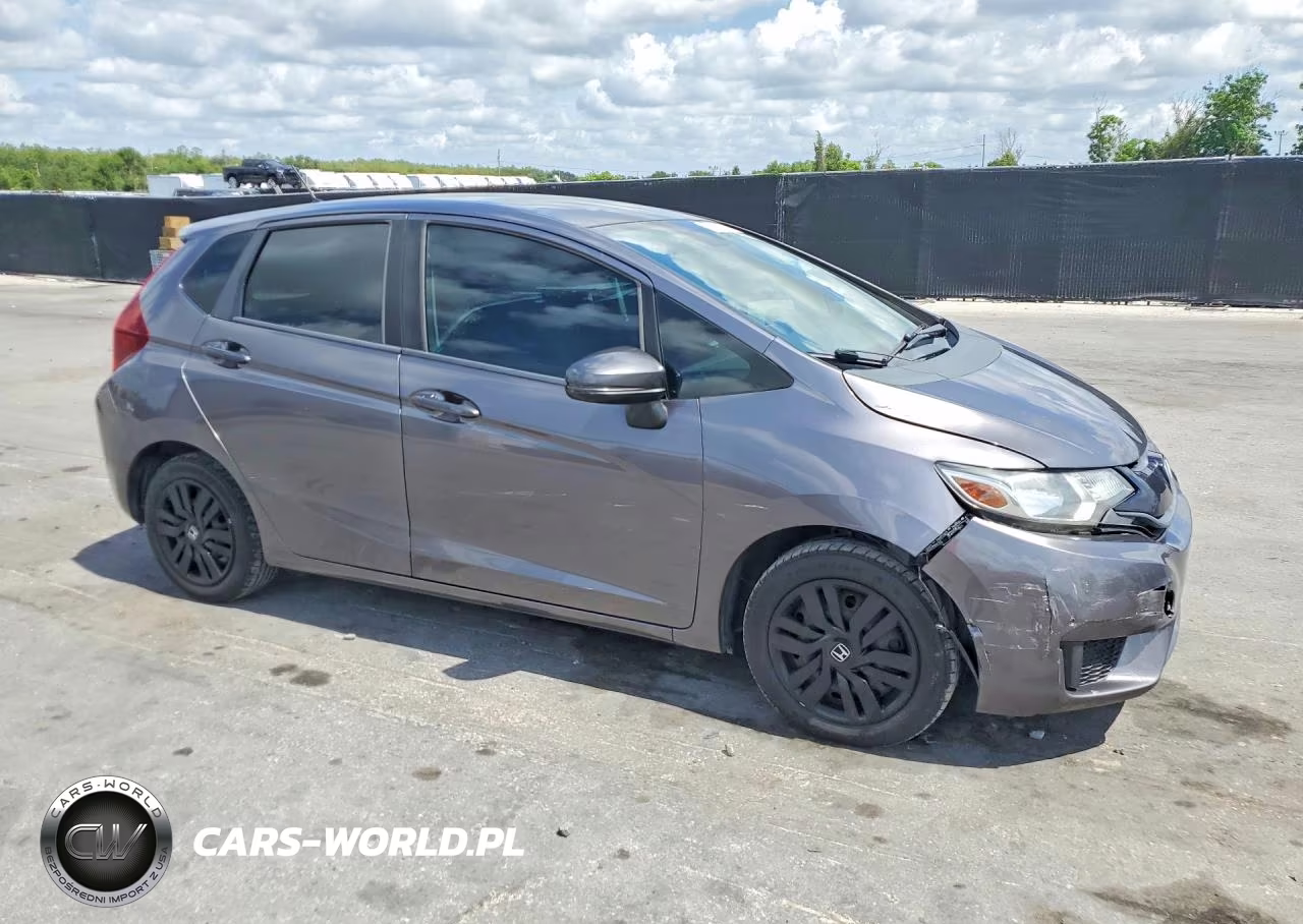 2015 Honda Fit Lx VIN:3HGGK5H57FM759127 - 4