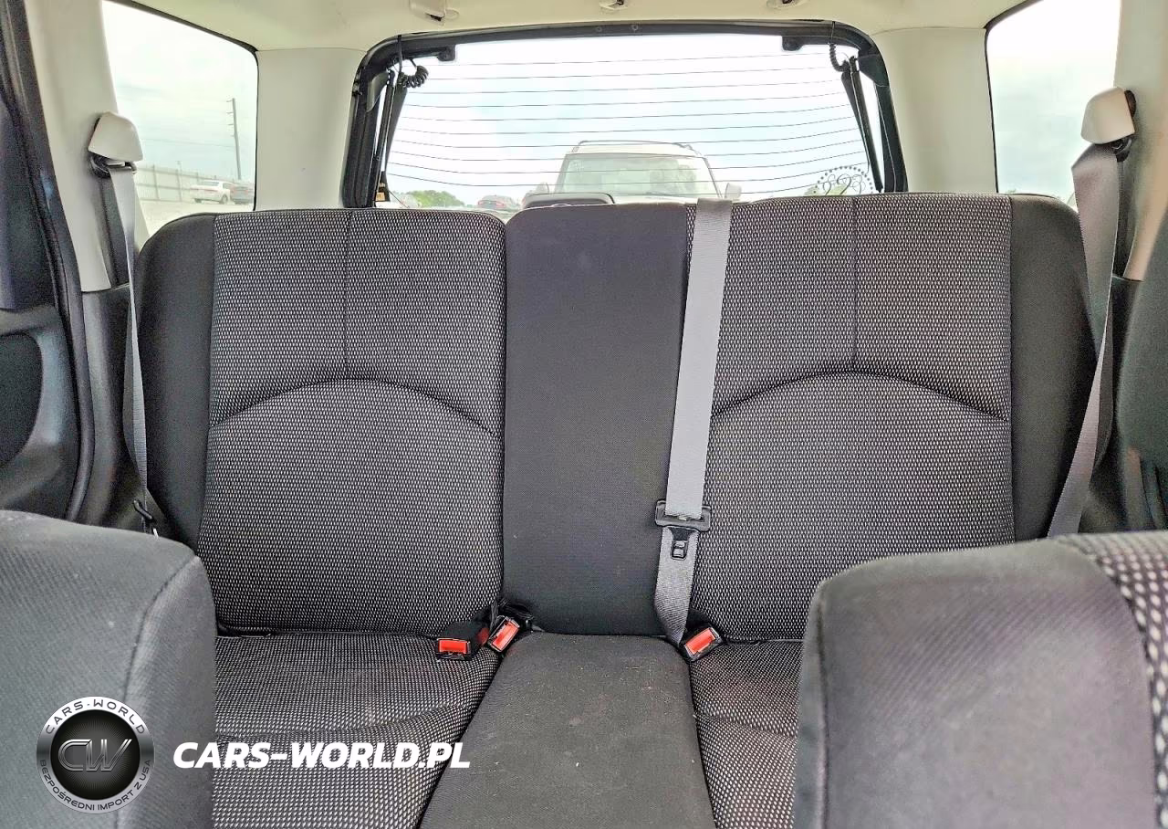 2005 Mazda Tribute S VIN:4F2CZ04115KM35868 - 10