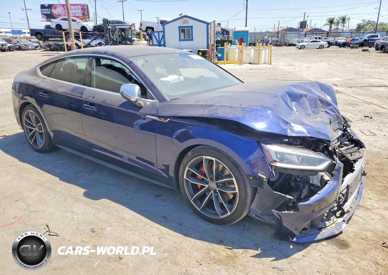 2018 Audi S5 Prestige VIN:WAUC4CF59JA035151 - 4
