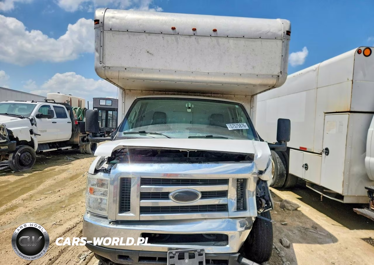 2016 Ford Econoline E450 Super Duty Cutaway Van VIN:1FDXE4FS3GDC02247 - 5