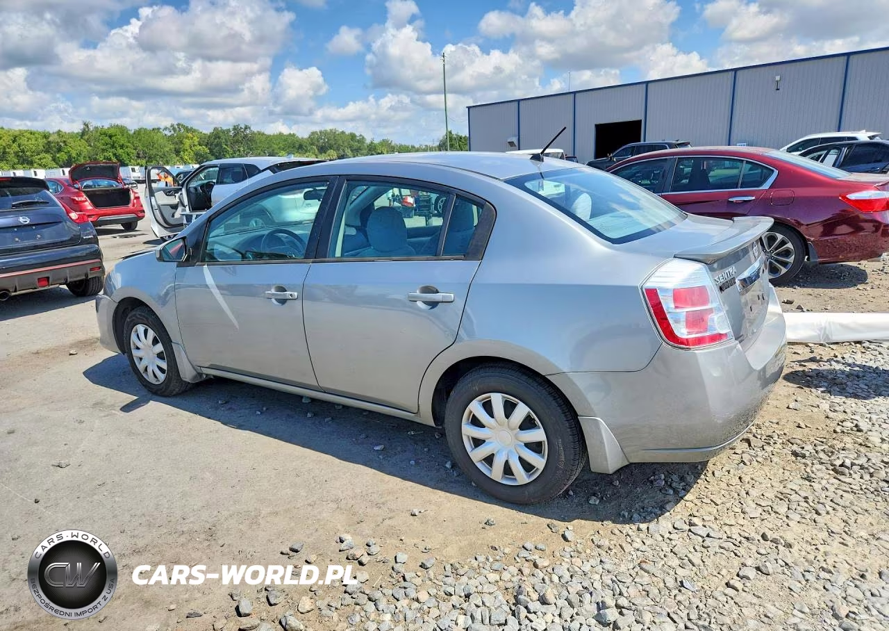 2011 Nissan Sentra 2.0 VIN:3N1AB6AP6BL677057 - 2