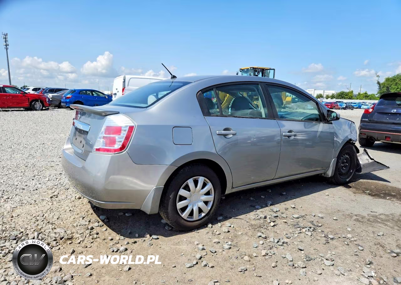 2011 Nissan Sentra 2.0 VIN:3N1AB6AP6BL677057 - 3