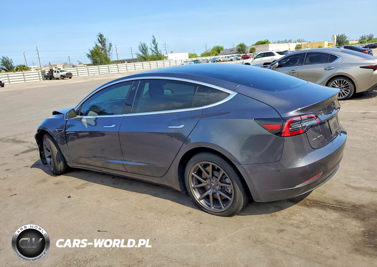 2019 Tesla Model 3 VIN:5YJ3E1EB3KF209588 - 2
