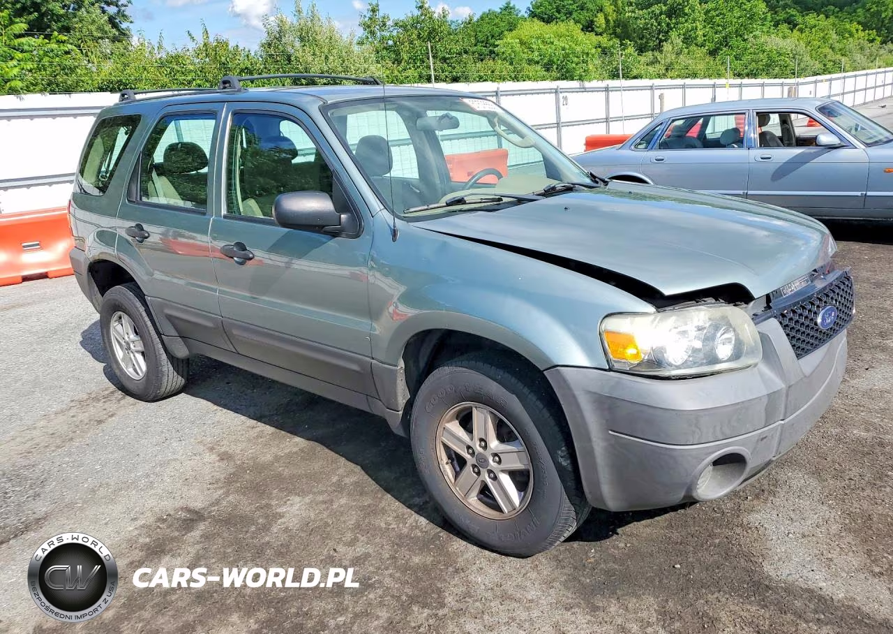 2005 Ford Escape Xls VIN:1FMYU02Z55KA93334 - 4