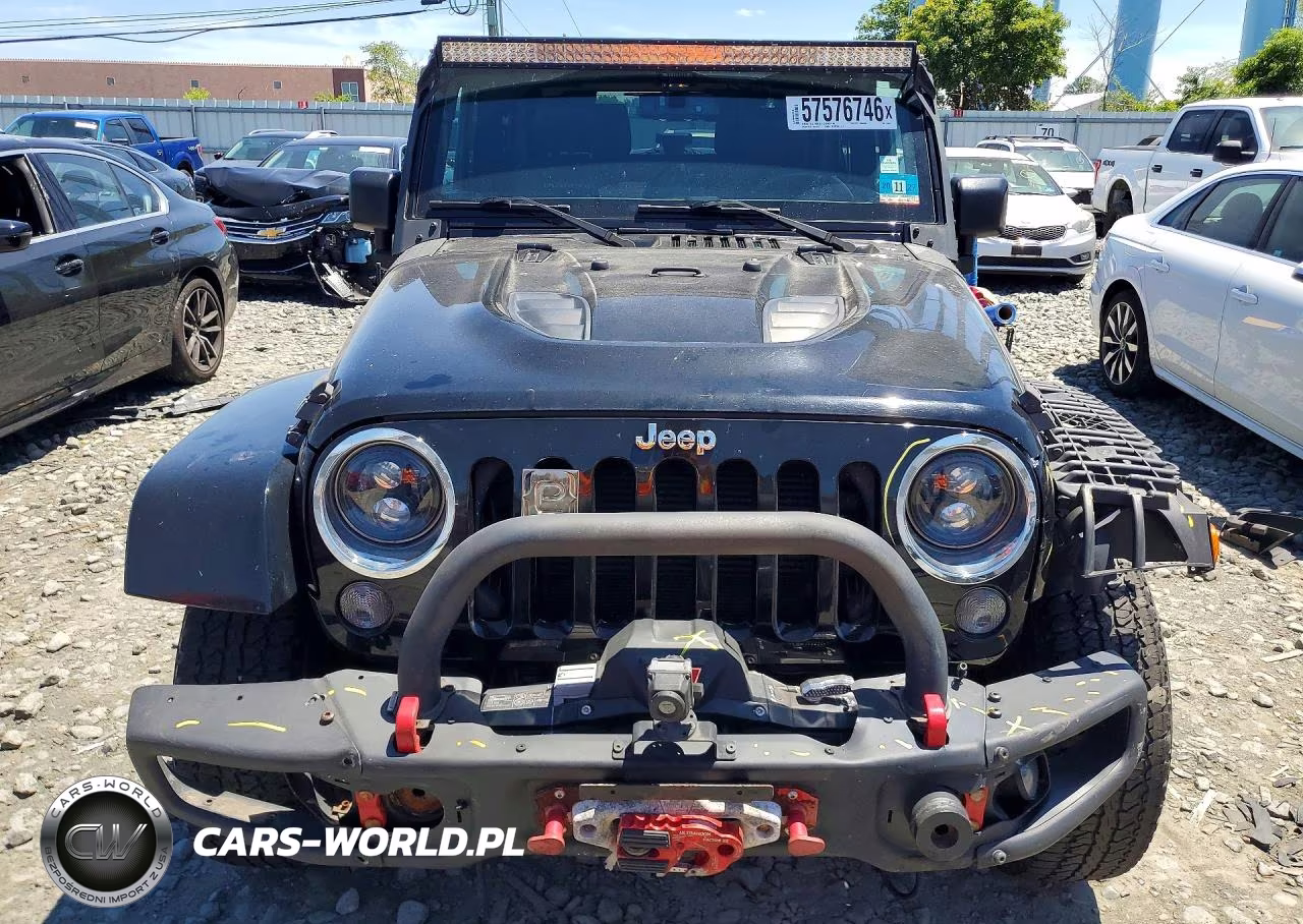 2015 Jeep Wrangler Altitude 4W VIN:1C4HJWCG3FL579553 - 5