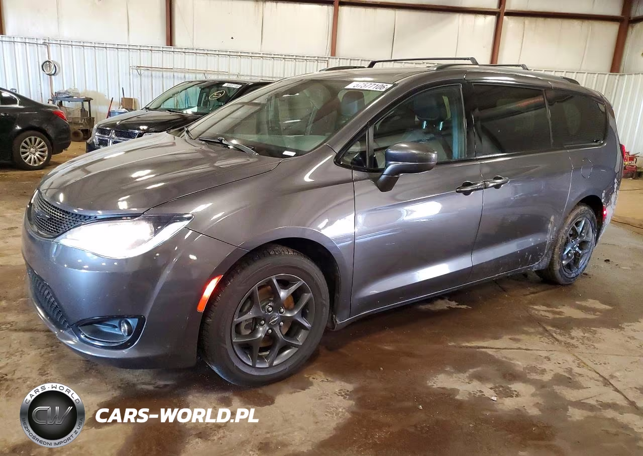 2018 Chrysler Pacifica Touring L – zdjęcie 1 z 13