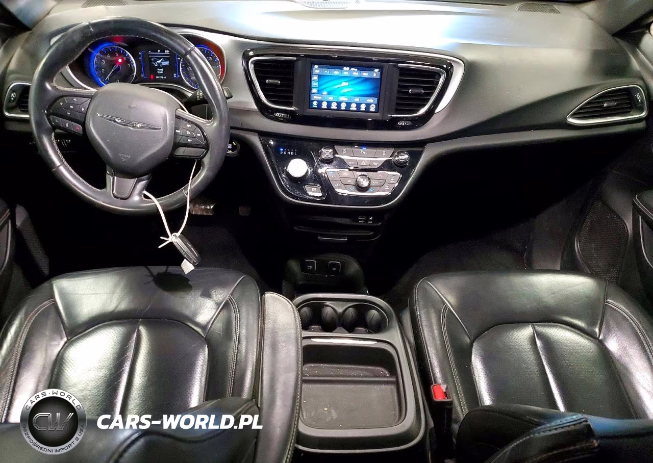 2018 Chrysler Pacifica Touring L VIN:2C4RC1BG3JR353970 - 8