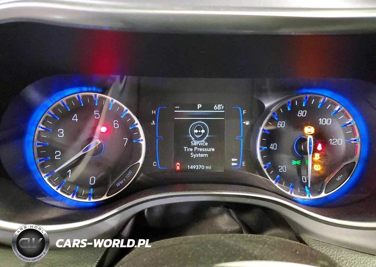 2018 Chrysler Pacifica Touring L VIN:2C4RC1BG3JR353970 - 9