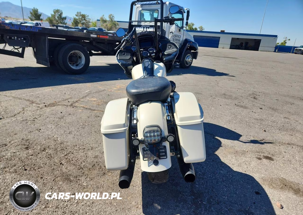 2023 Harley-Davidson Fltrxst VIN:1HD1ACL24PB604003 - 4