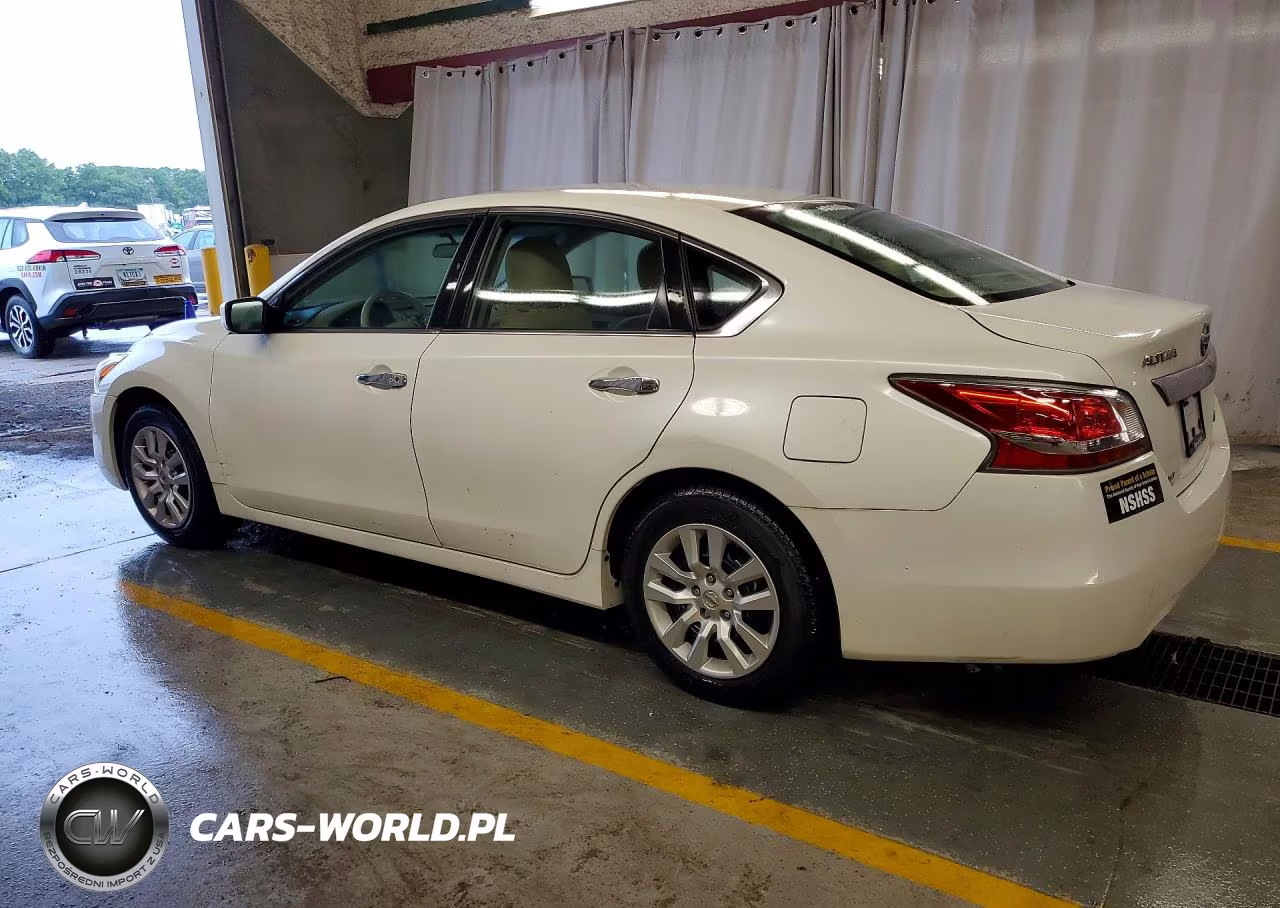 2014 Nissan Altima 2.5 S VIN:1N4AL3AP3EN371209 - 2