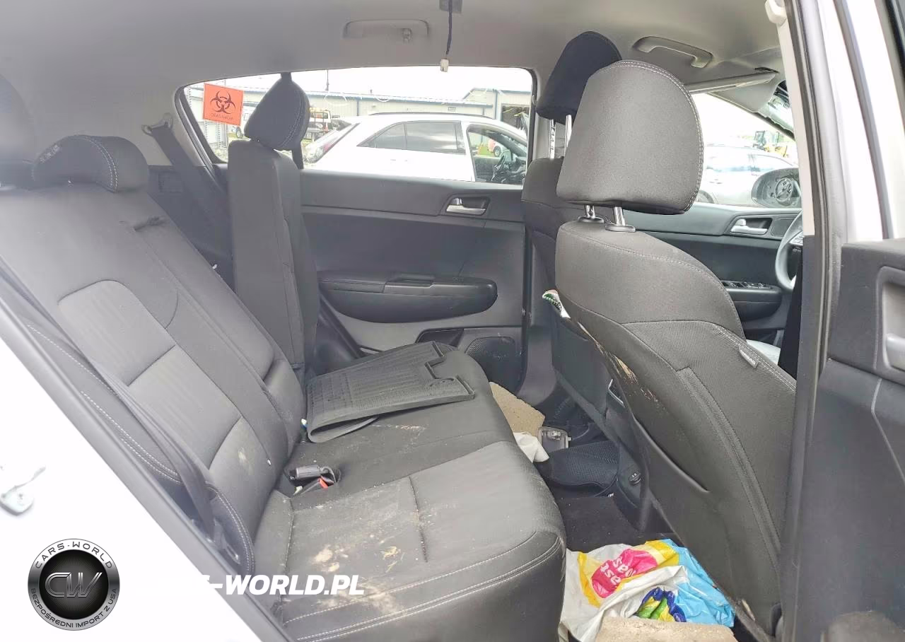 2020 Kia Sportage Lx VIN:KNDPM3AC4L7810496 - 11