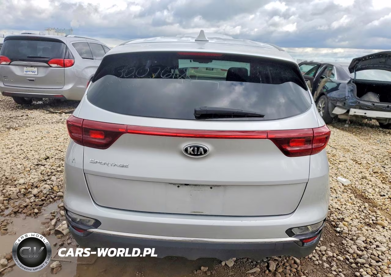 2020 Kia Sportage Lx VIN:KNDPM3AC4L7810496 - 6