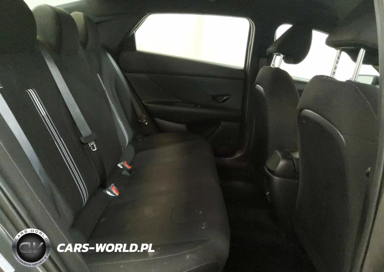 2025 Hyundai Elantra Sel Sport VIN:KMHLM4DG3SU951509 - 10