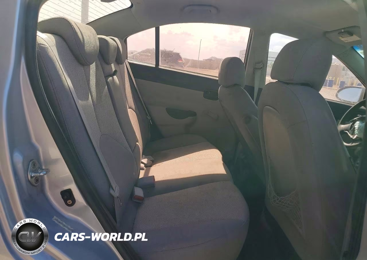 2009 Hyundai Accent Gls VIN:KMHCN46C19U313633 - 10