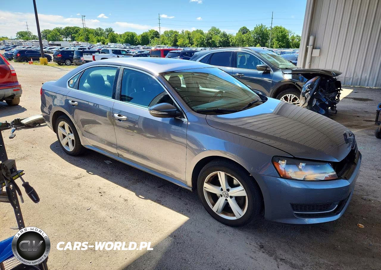 2012 Volkswagen Passat Se VIN:1VWBH7A38CC021813 - 4