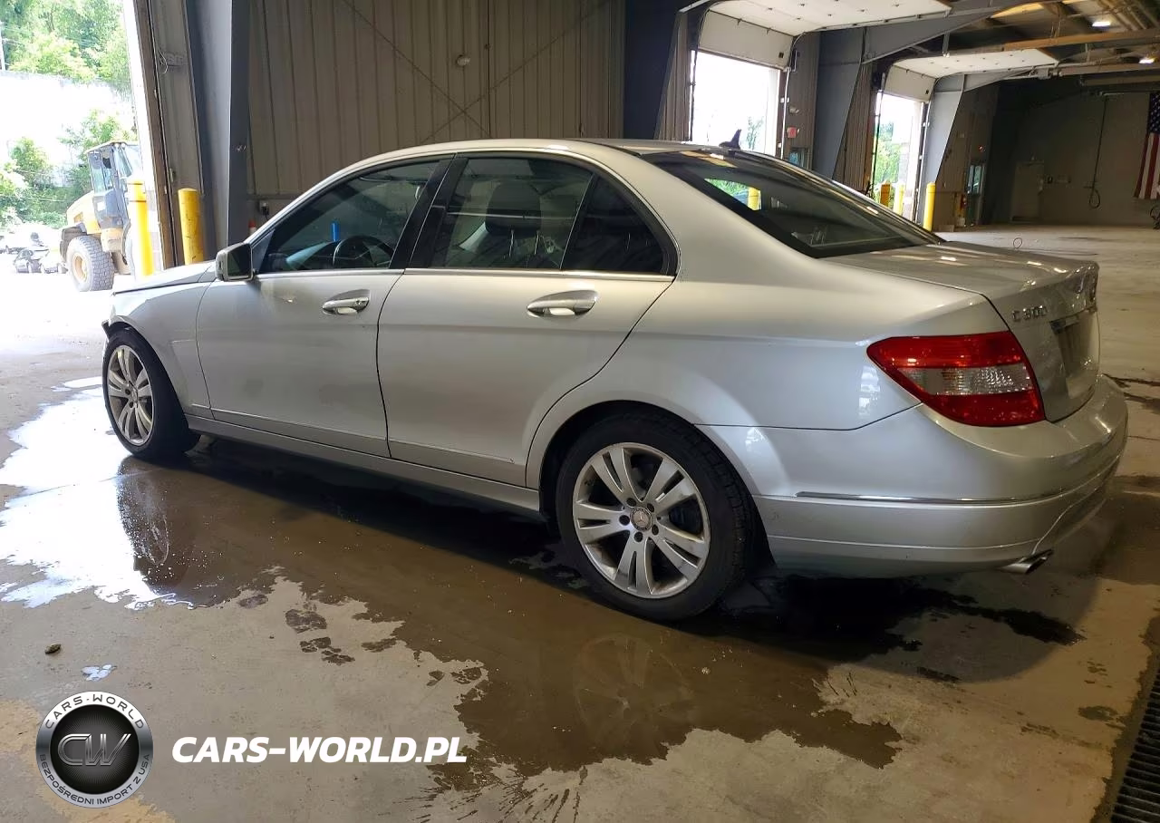 2011 Mercedes-Benz C 300 4Matic VIN:WDDGF8BB4BR136355 - 2