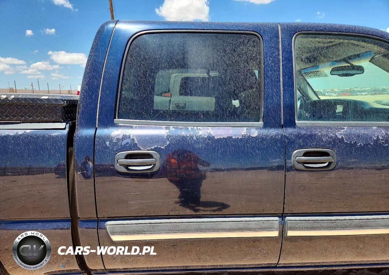 2005 Chevrolet Silverado C1500 VIN:2GCEC13T451169653 - 10