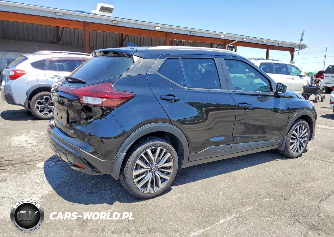 2022 Nissan Kicks Sv VIN:3N1CP5CV6NL475159 - 3