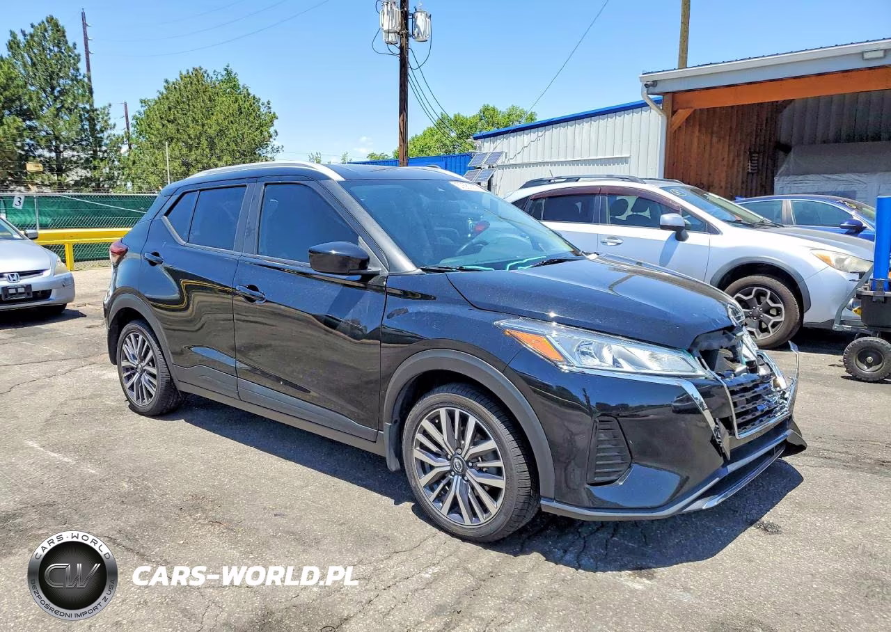 2022 Nissan Kicks Sv VIN:3N1CP5CV6NL475159 - 4