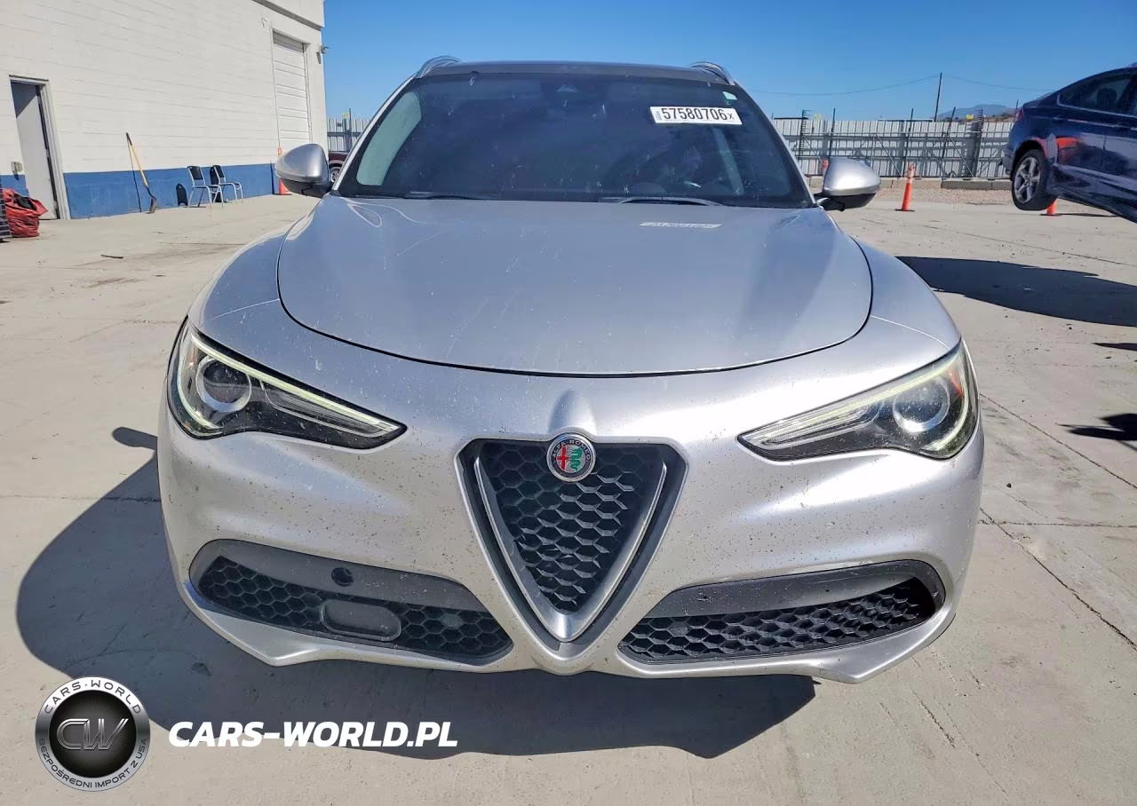 2018 Alfa Romeo Stelvio Ti VIN:ZASFAKBN1J7B97630 - 5