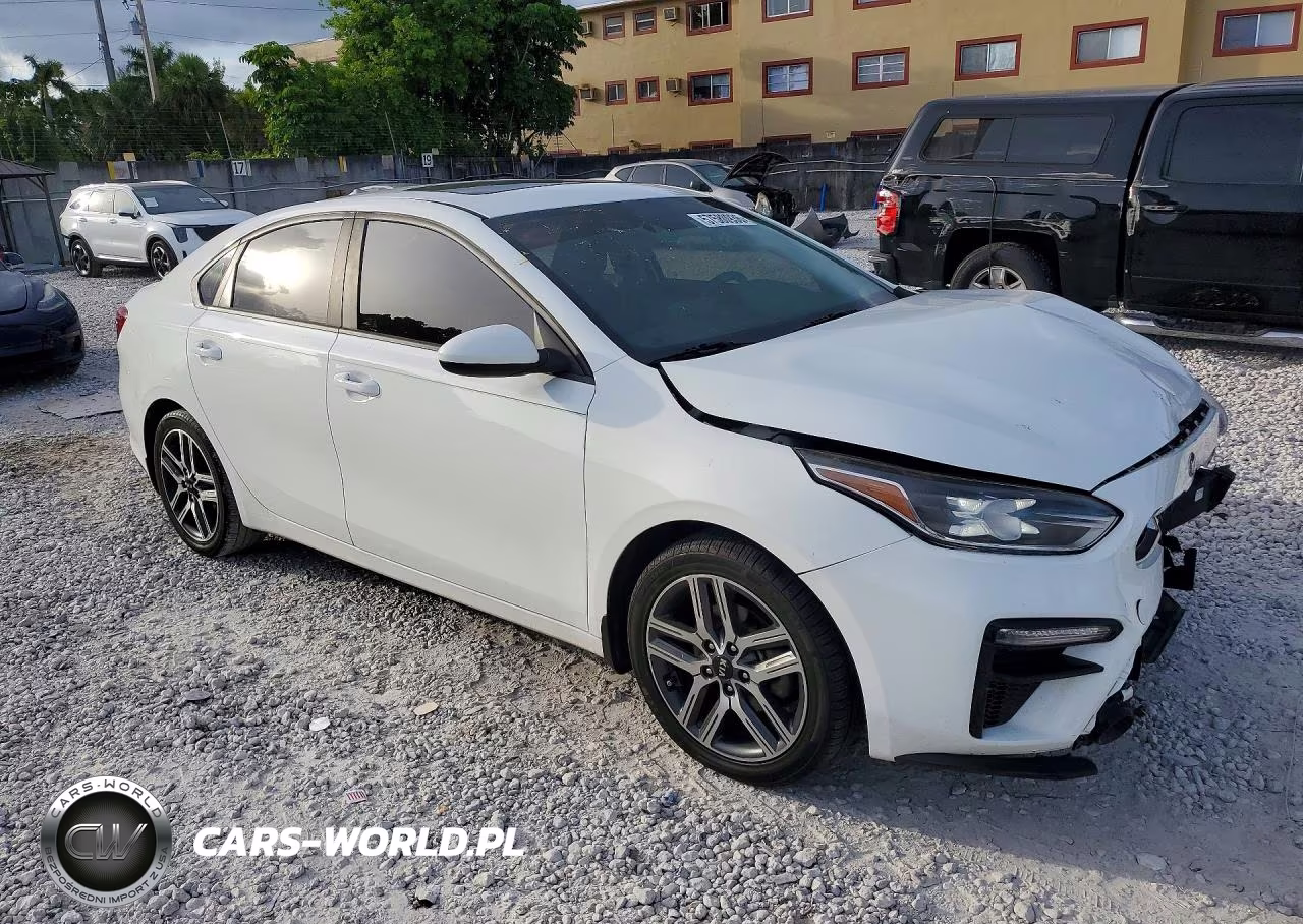 2019 Kia Forte S VIN:3KPF34AD5KE026548 - 4