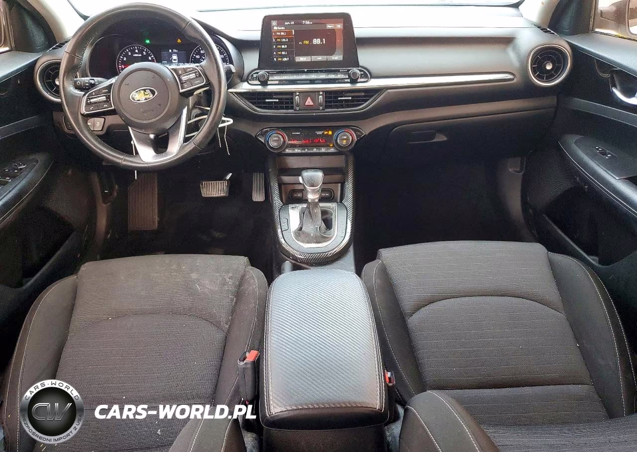 2019 Kia Forte S VIN:3KPF34AD5KE026548 - 8