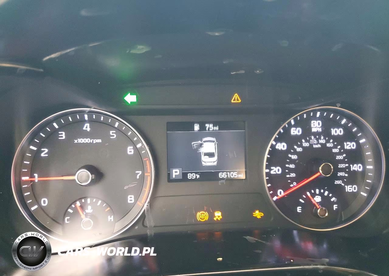 2019 Kia Forte S VIN:3KPF34AD5KE026548 - 9