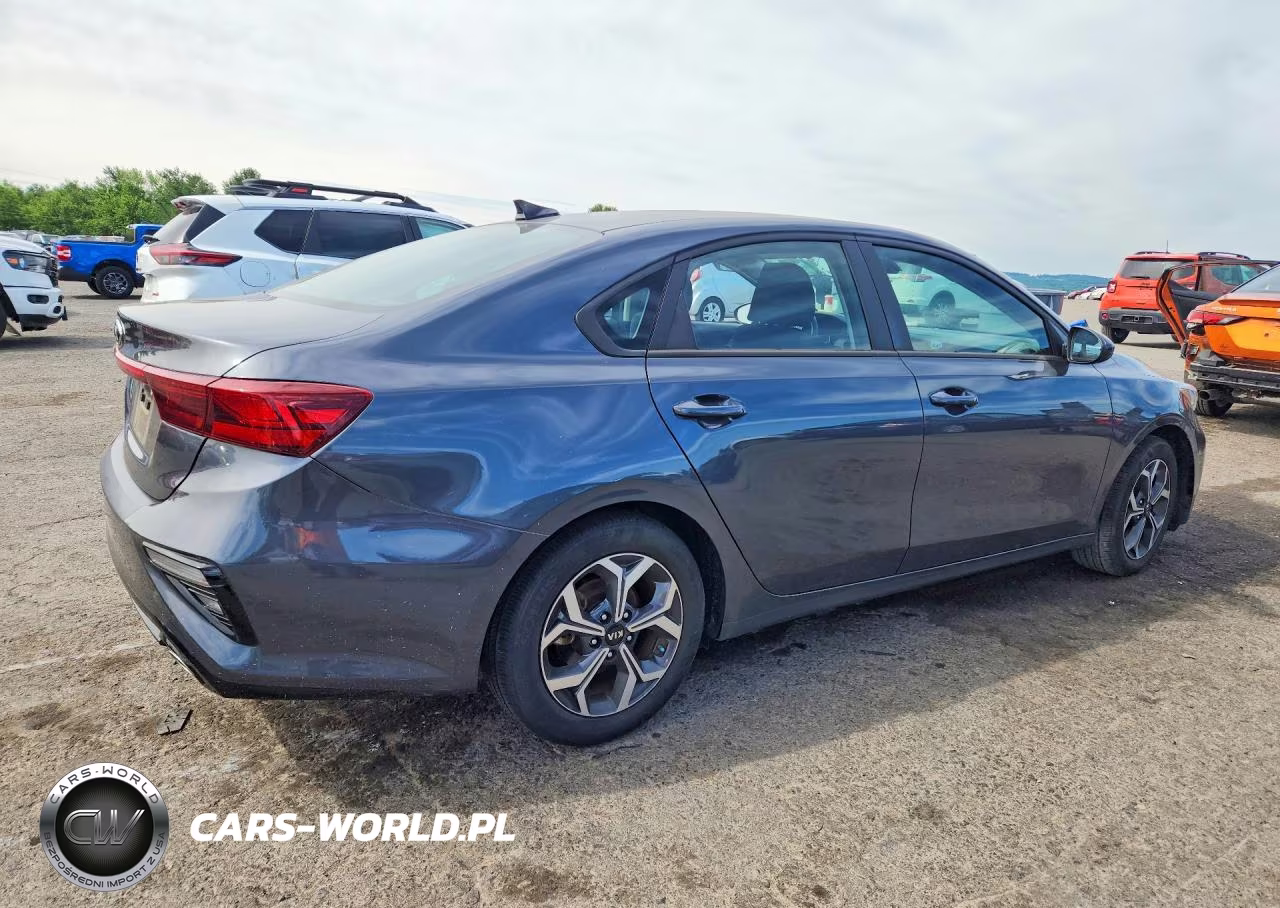 2020 Kia Forte Lxs VIN:3KPF24AD7LE255057 - 3