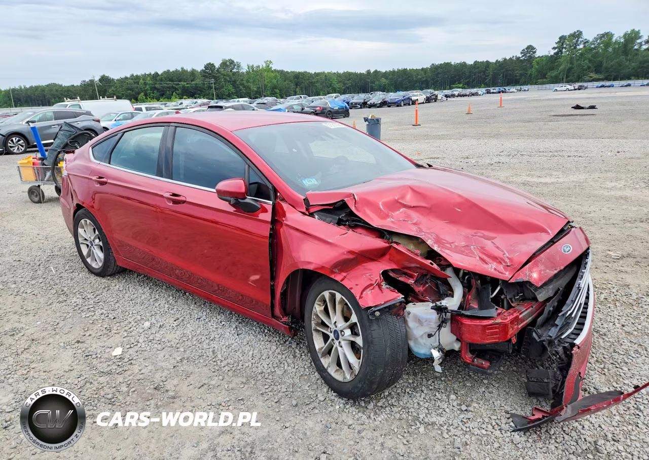 2020 Ford Fusion Se VIN:3FA6P0HD9LR103974 - 4