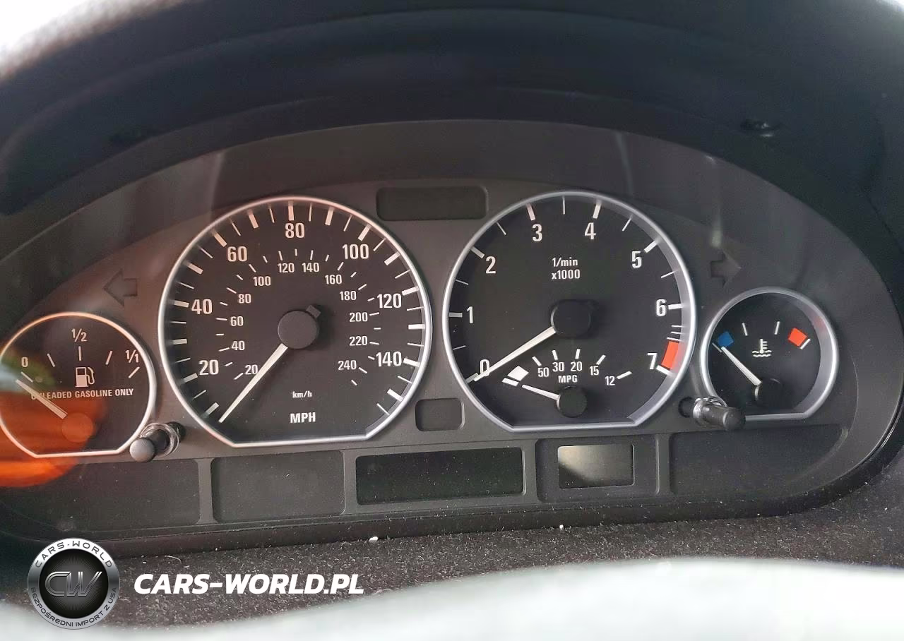 2005 BMW 330 I VIN:WBAEV53425KM39700 - 9