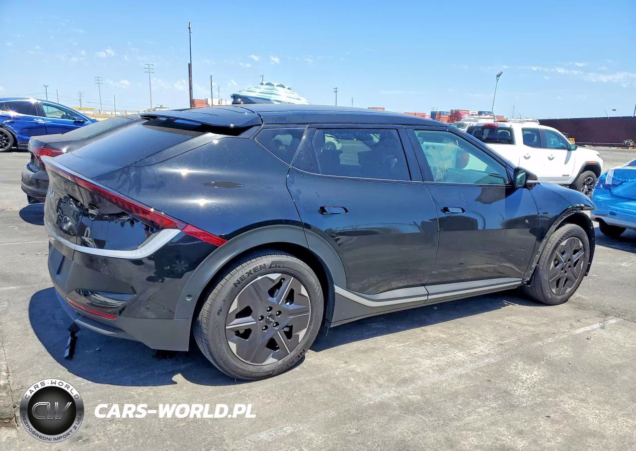 2025 Kia Ev6 Light Long Range VIN:5XYC34JA6SG009558 - 3