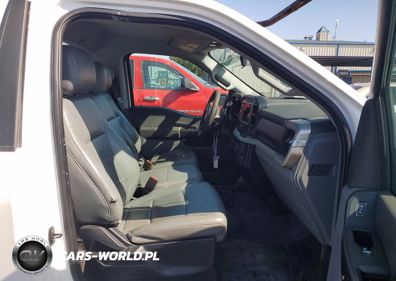 2021 Ford F150 VIN:1FTMF1CB1MKD47205 - 10