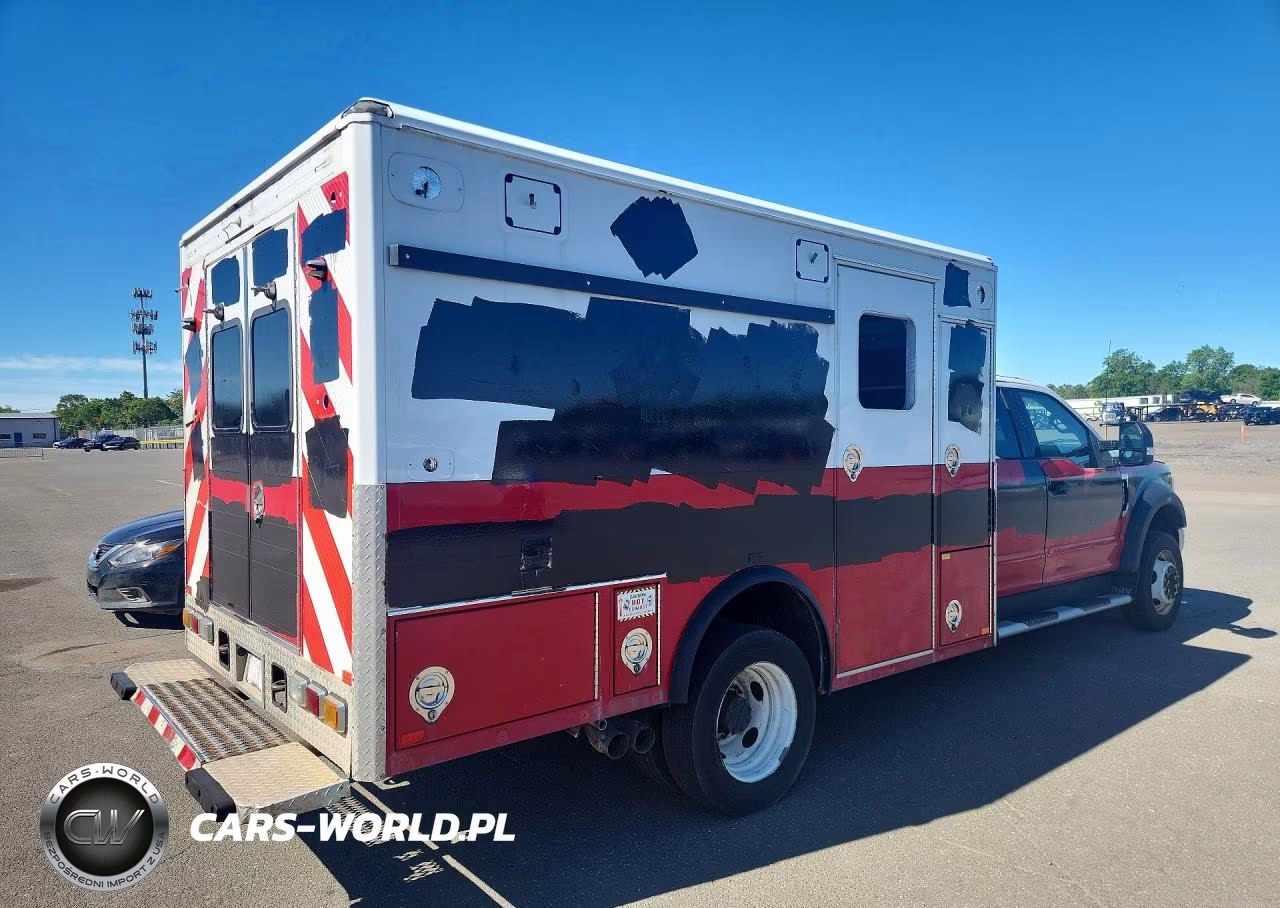2017 Ford F550 Super Duty VIN:1FD0X5HT2HED81058 - 3