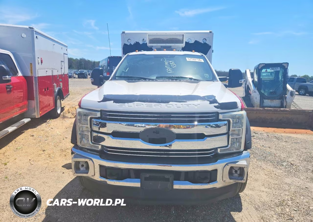 2017 Ford F550 Super Duty VIN:1FD0X5HT2HED81058 - 5
