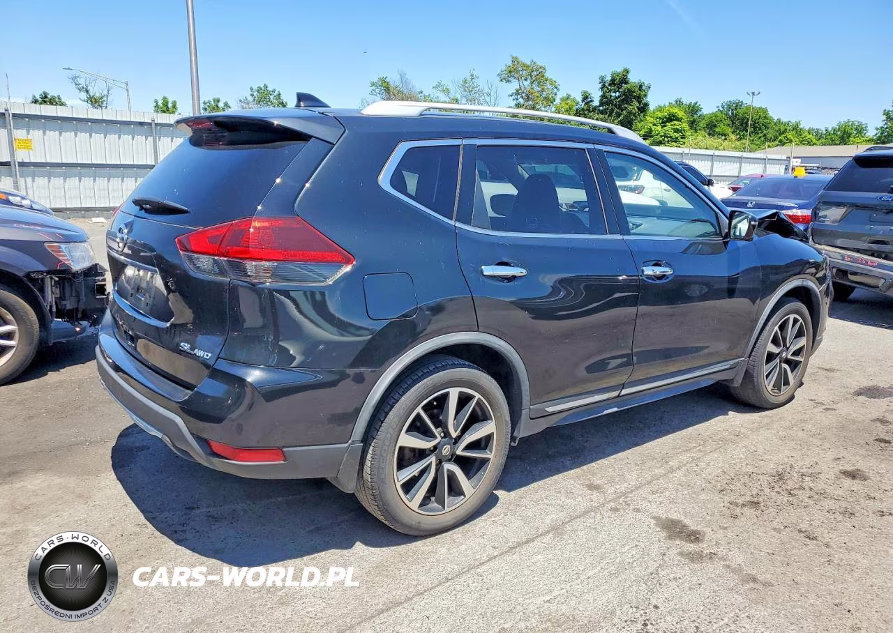 2018 Nissan Rogue S VIN:JN8AT2MV3JW341926 - 3