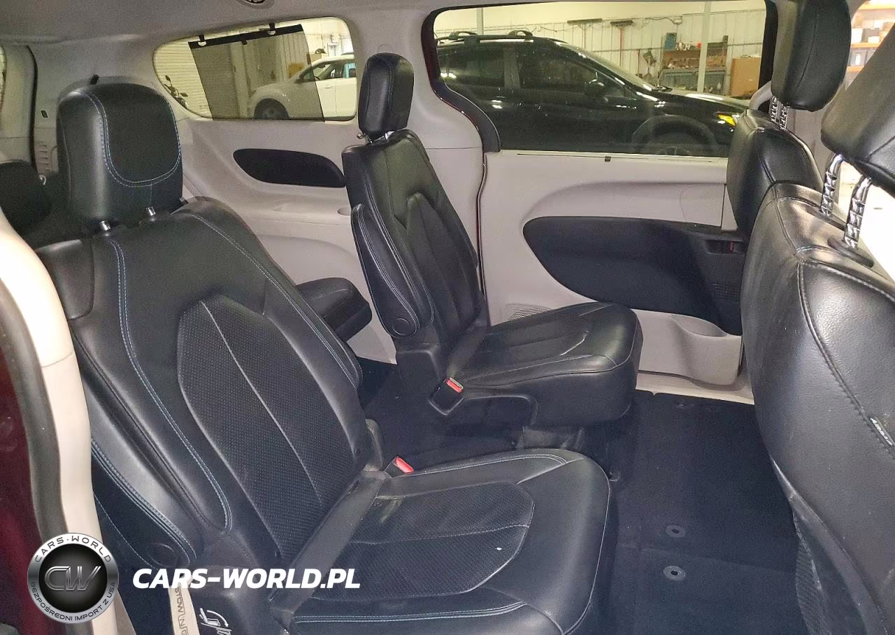 2021 Chrysler Pacifica Touring L VIN:2C4RC1BG3MR512541 - 11