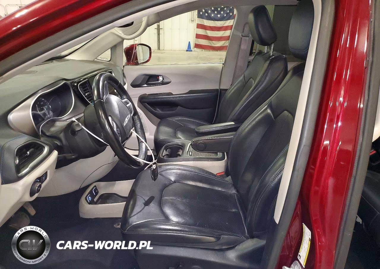 2021 Chrysler Pacifica Touring L VIN:2C4RC1BG3MR512541 - 7
